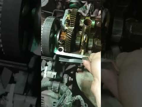 Видео: Тойота Премио 7а-фе регулировка клапанов