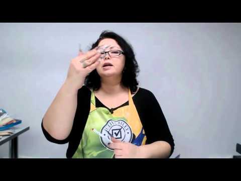 Видео: Рисуем объемное сердце на ногтях