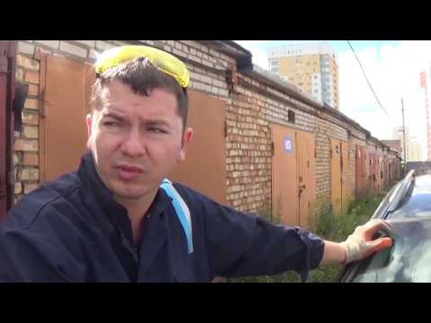 Видео: Удаление жуков со стойки в БМВ Е39 (1 часть) [Removing rust of BMW E39]
