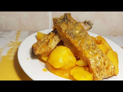 Видео: Рыба с картошкой очень вкусный рецепт.  Как правильно приготовить и съесть рыбу