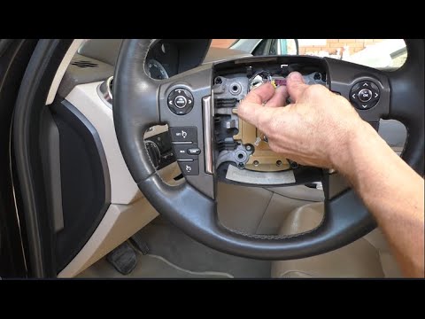Видео: Замена джойстика управления громкостью на руле на Land Rover Discovery 4  3,0 Ленд Ровер Дискавери 4
