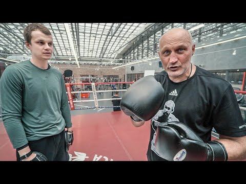 Видео: Как бить сильнее! Советы чемпиона мира по боксу 