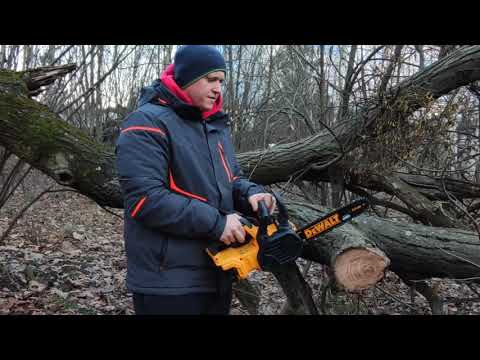 Видео: Резня пилой DEWALT DCM 565 с цепью STIHL (ТОП ПРОДАЖ)