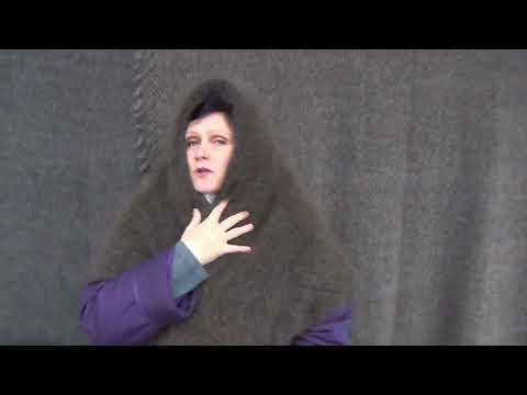 Видео: Три новых не распушенных пуховых платка, только со спиц, и три пуховых косыночки.