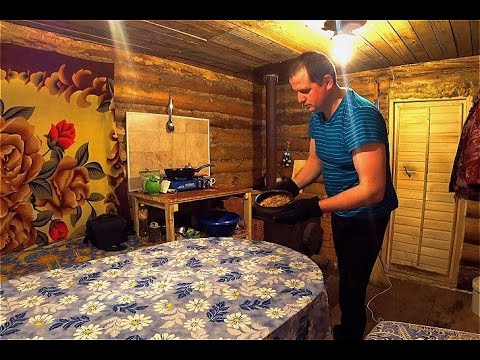 Видео: Завозим стройматериалы в избу. Отдых в ТАЙГЕ  в мороз. Готовлю в чугунке.