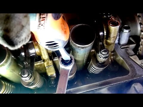 Видео: Регулировка клапанов моторов серии D и B