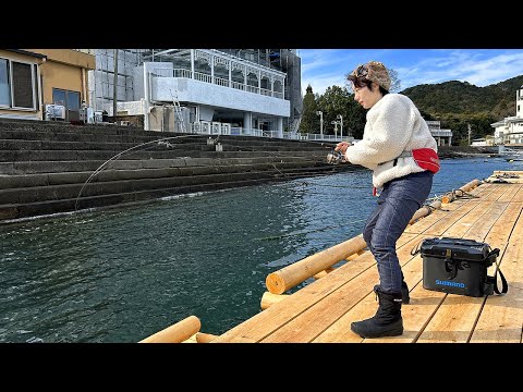 Видео: Я ловил рыбу в малоизвестном месте и поймал начинку для темпуры!