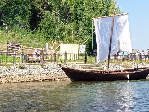 Видео: Путешествие на моторной водоизмещающей яхте. Посёлок Ильинский, Хохловка. Часть 5