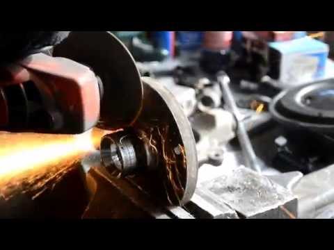 Видео: Замена ступичного подшипника Пежо 308  Replacing wheel bearing Peugeot 308