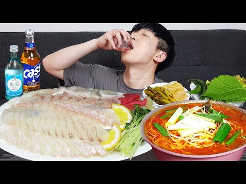 Видео: настоящий мукбанг : Я ел сашими из камбалы и маеунтан. (ft. Soju & Beer) Eating Show ASMR REAL SOUND