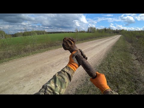 Видео: ПО ПОЛЯМ, В ПОИСКАХ ХОРОШЕГО МЕТАЛЛОЛОМА!