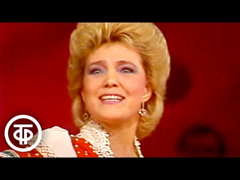 Видео: Екатерина Шаврина "Гляжу в озера синие"