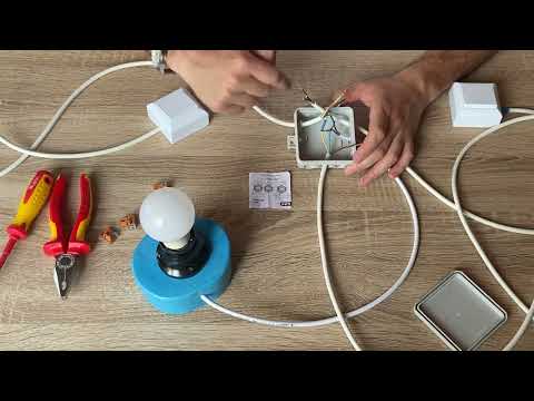 Видео: How to wire 2 way light switch / Свързване на девиаторен ключ (прекъсвач)