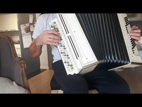 Видео: "Течёт река Волга "    Тульский цельнопланочный баян.