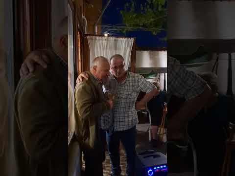 Видео: 23 май 2025 г  За  малката сладурка , водачка на хорото