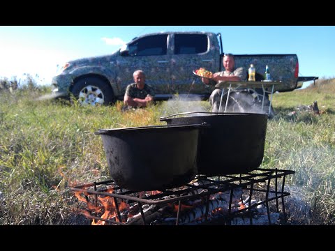 Видео: Готовим голубей, новый рецепт, Андрюха на полевой кухне...#birdhunters