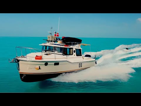 Видео: Обзор нашего нового буксира Ranger R25 — ВНЕШНИЙ ВИД — Круиз по Багамам — Эпизод 33