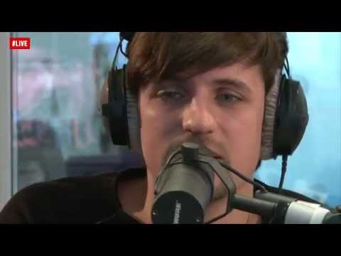 Видео: Дмитрий Колдун - Облака-бродяги (LIVE @ Авторадио)