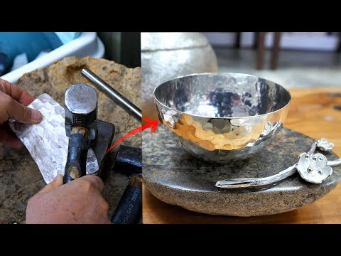 Видео: Процесс изготовления металлической чашки путем удара молотком. Мастер по металлу в Корее.