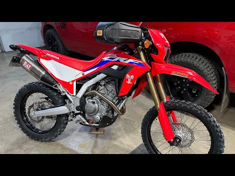 Видео: Установка полного выхлопа HONDA CRF300L YOSHIMURA RACE RS-4