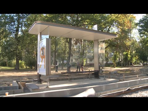 Видео: В Ярославле устанавливают новые трамвайные остановки