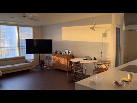 Видео: Переезжаю, убираю вещи в новом доме. | Minimal Life Vlog