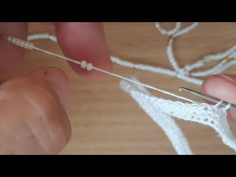 Видео: МК Вяжем бисером крючком Часть 1 Английский способ