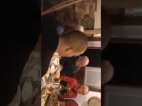 Видео: "На софръ" в село Бродилово - среща на мъжките групи от селата Росен и Бродилово - 12.10.2019 г.