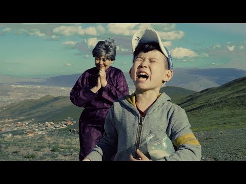 Видео: A.Baasandelger - Eejee tanidaa hairtai А.Баасандэлгэр - Ээжээ таньдаа хайртай