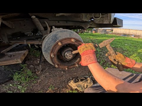 Видео: БИТВА С ШКВОРНЕМ! Выкатил балку ЗиЛ 130 – получится ли ВЫБИТЬ?