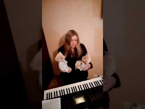 Видео: Музыкальное занятие для малышей (Мишка косолапый)