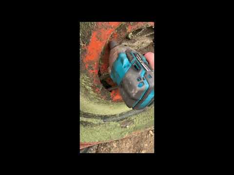 Видео: Ремонт Бензо косилки husqvarna. Дымит. Двигатель BRIGGS & STRATTON