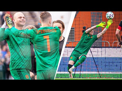 Видео: КАК СПИРЯКОВ ТАЩИЛ ЗА АМКАЛ / СПИРЯКОВ - ЛУЧШИЕ СЕЙВЫ