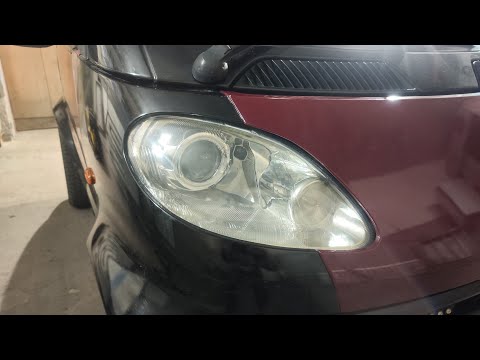 Видео: Smart ForTwo (City-coupe) 450. Ставлю БИ-лед линзы + короткий отзыв о машине