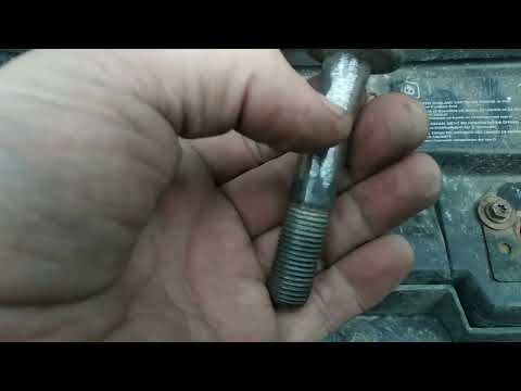 Видео: Opel Vivaro, Renault Traffic оборвало резьбу крепления подушки двигателя