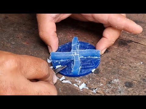 Видео: Мужчина построил водяной насос из переработанных материалов.