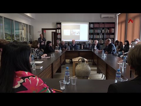 Видео: В АГУ прошел круглый стол к 130-летию со дня рождения Нестора Лакоба, Ефрема Эшба и Николая Акиртава