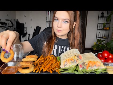 Видео: Мукбанг | Шаурма, батат фри, луковые кольца | Mukbang | Shawarma, sweet potato, onion rings 🌯