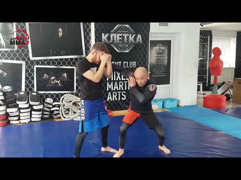 Видео: Варианты перевода в партер с ударами для ММА