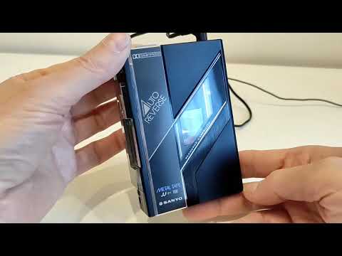 Видео: Кассетный плеер Sanyo JJ-P1  1984г