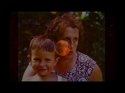 Видео: 1972: Во дворе (Урицкого 53) и на природе