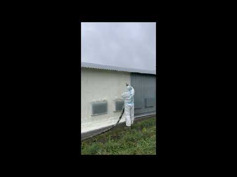 Видео: Теплоизоляция пенополиуретаном птичников. Октябрь 2025г.