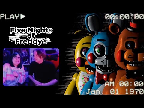 Видео: TarelkO смотрит, как Мелкий проходит Five Nights at Freddy's (1-4 части; лучшие моменты)