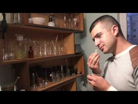 Видео: История молодого армянского парфюмера Цовака Восканяна