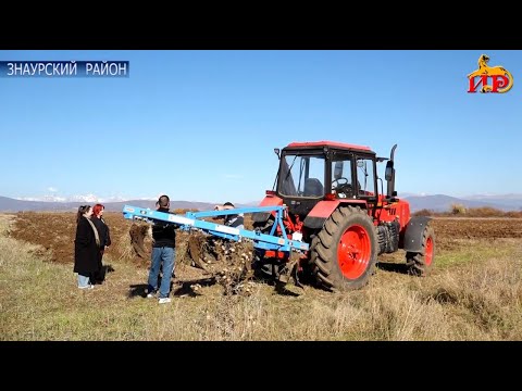 Видео: Новая техника, приобретенная для сельскохозяйственных нужд, уже используется аграриями на полях.