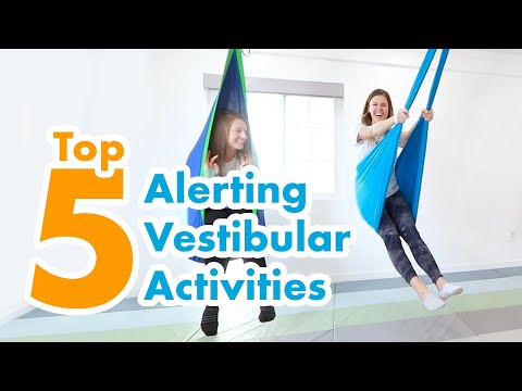 Видео: Пять лучших занятий для развития вестибулярного аппарата у детей | Советы по развитию сенсорных о...