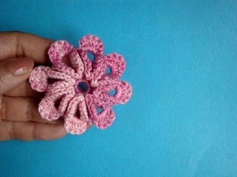 Видео: Вязаные крючком цветы Урок 32 Crochet flower pattern
