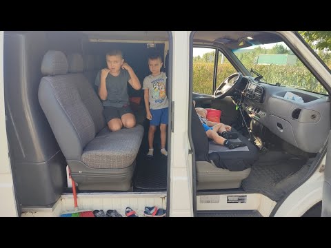 Видео: Мойка задних сидений Фордевича