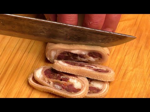 Видео: Рулет из требухи с начинкой с мясом. Как сделать мясной рулет из требухи. Требуха рецепт. Рубец.
