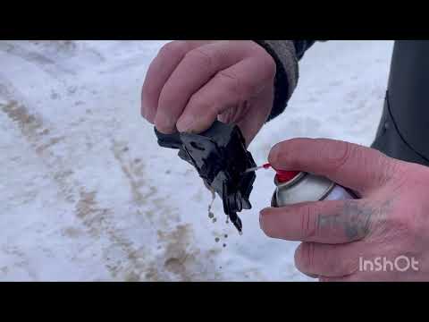 Видео: Не закрывается багажник,пассат б5.причина!?